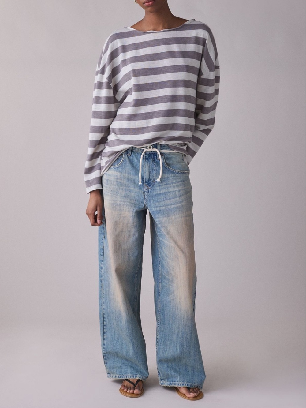 NWT UO BDG Jaya Wash Effect Baggy
Boyfriend Jeans Size 2 / 26